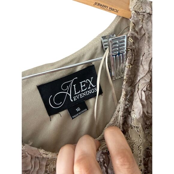 Alex Evenings Maxi Dress Champagne Sequined Floral Short Sleeve Plus Size 16 NEW - Picture 4 of 6